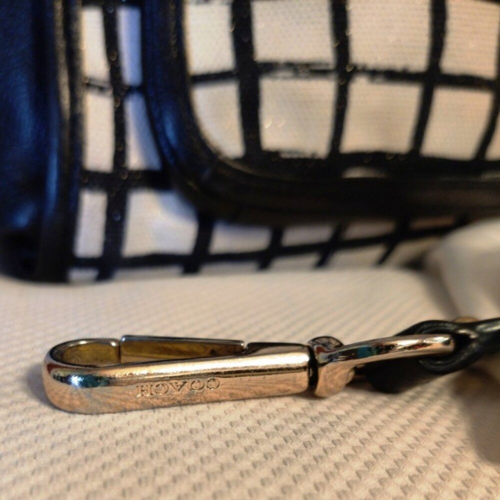 Coach Madison Sadie Top Handle or Crossbody in Black/Cream EUC + NWT Gold Chain - Picture 3 of 16